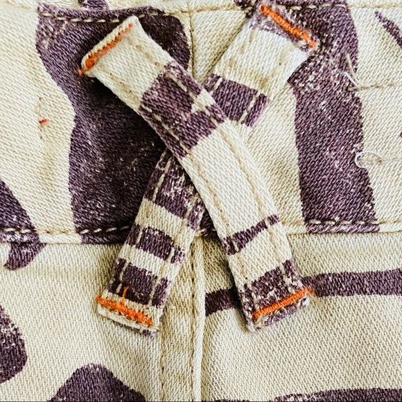 NWT: ANTHROPOLOGIE Pilcro | Tiger Print High-Rise Long Bow Pants - Picture 5 of 8